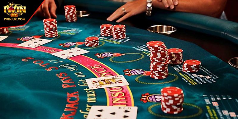 Hướng Dẫn Cách Chơi Blackjack Iwin Chiến Thắng Cho Tân Thủ 4 Chiến thuật mức cược