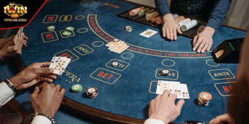 Hướng Dẫn Cách Chơi Blackjack Iwin Chiến Thắng Cho Tân Thủ 3 Thuật ngữ trong cách chơi blackjack iwin