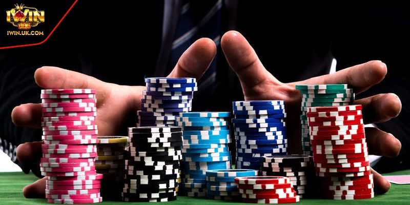 Thùng Phá Sảnh Trong Poker Iwin Chiến Lược Tối Ưu Hiệu Quả 2 Tìm hiểu thùng phá sảnh trong poker iwin